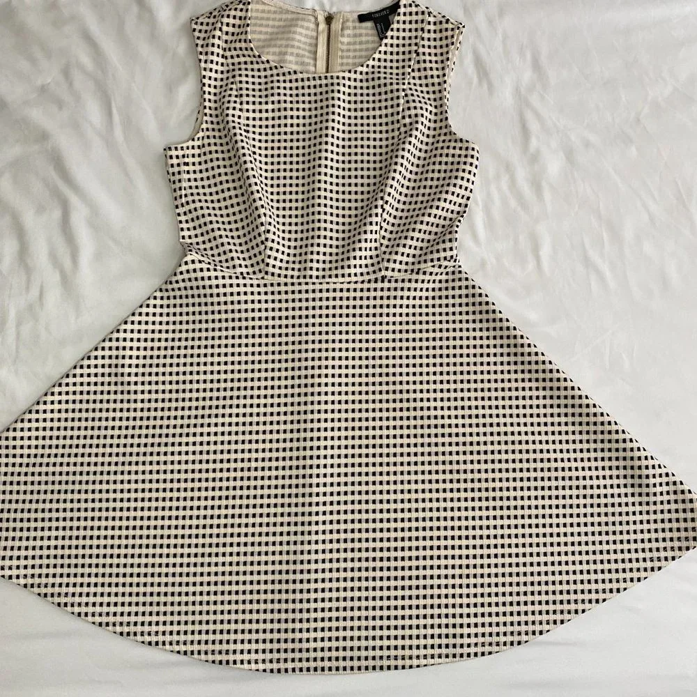 FOREVER 21 TENNIS DRESS Like new. Small - Picture 4 of 9